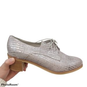 Women's Silver Lace-Up Block Heel Shoes
